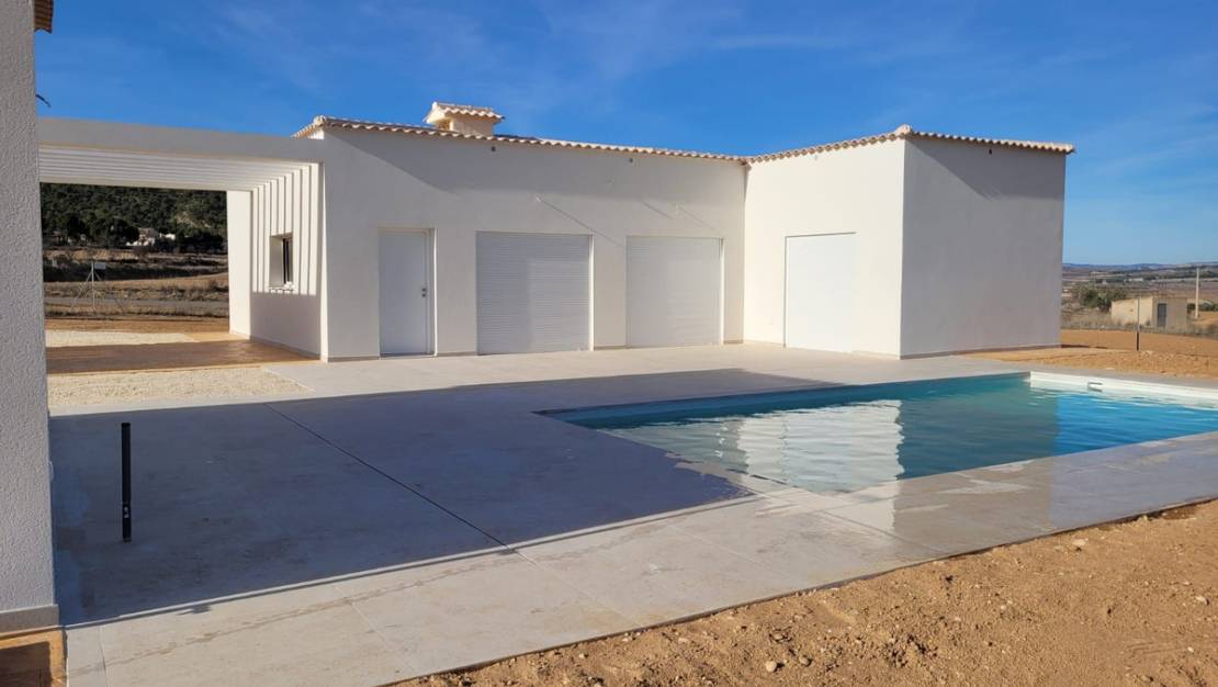 Sale - Villa - Salinas - Salinas Centro