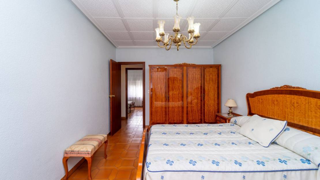 Sale - Villa - Salinas - Salinas Centro