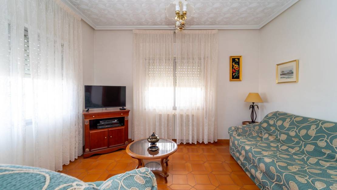 Sale - Villa - Salinas - Salinas Centro