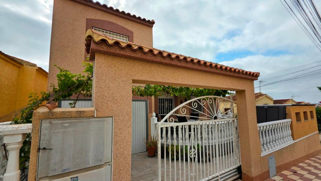 Sale - Villa - San Fulgencio - La Marina