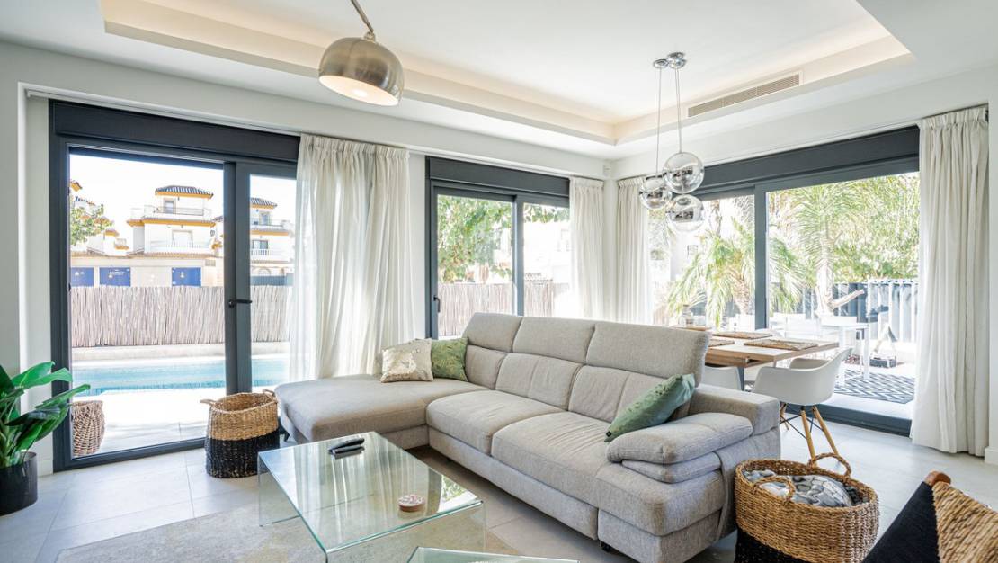 Sale - Villa - San Fulgencio - San Fulgencio Centro