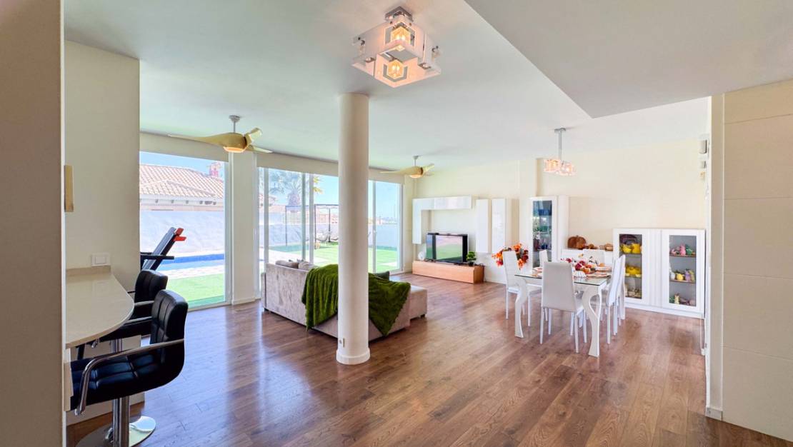 Sale - Villa - San Fulgencio - San Fulgencio Centro