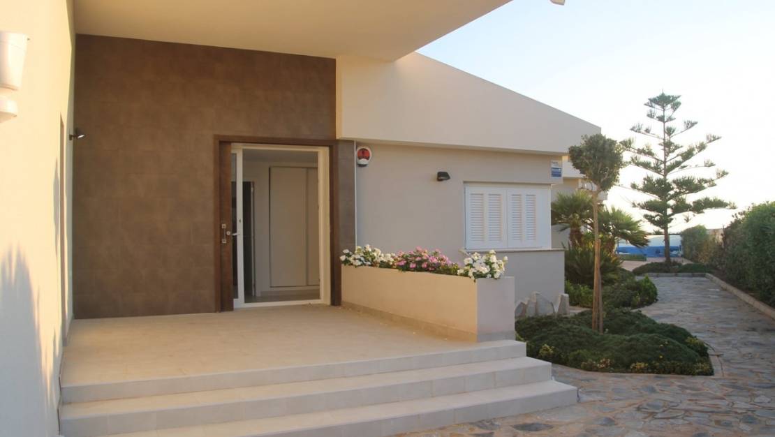 Sale - Villa - San Javier - La Manga Del Mar Menor