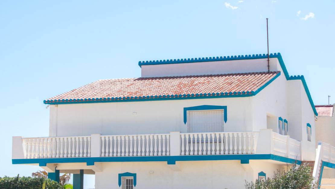 Sale - Villa - San Javier - La Manga Del Mar Menor