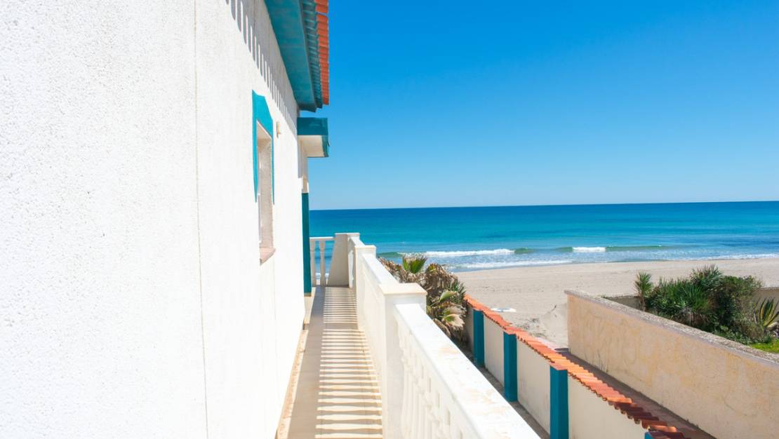 Sale - Villa - San Javier - La Manga Del Mar Menor