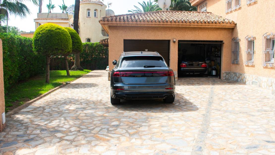 Sale - Villa - San Javier - La Manga Del Mar Menor