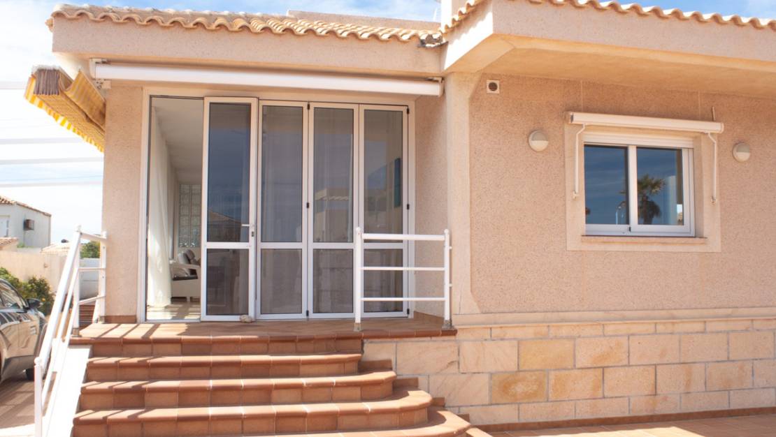 Sale - Villa - San Javier - La Manga Del Mar Menor