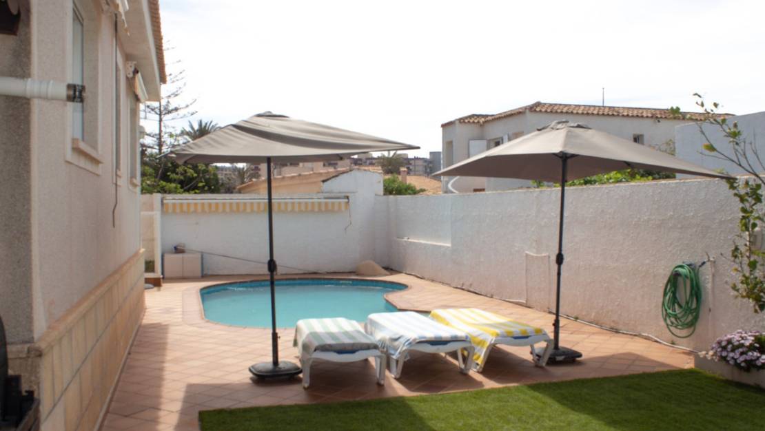 Sale - Villa - San Javier - La Manga Del Mar Menor