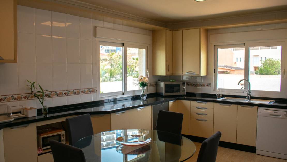 Sale - Villa - San Javier - La Manga Del Mar Menor