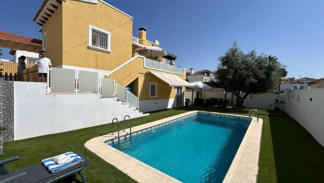 Sale - Villa - San Miguel de Salinas - San Miguel de Salinas Centro