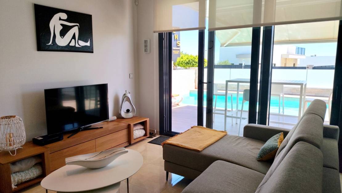 Sale - Villa - San Miguel de Salinas - San Miguel de Salinas Centro