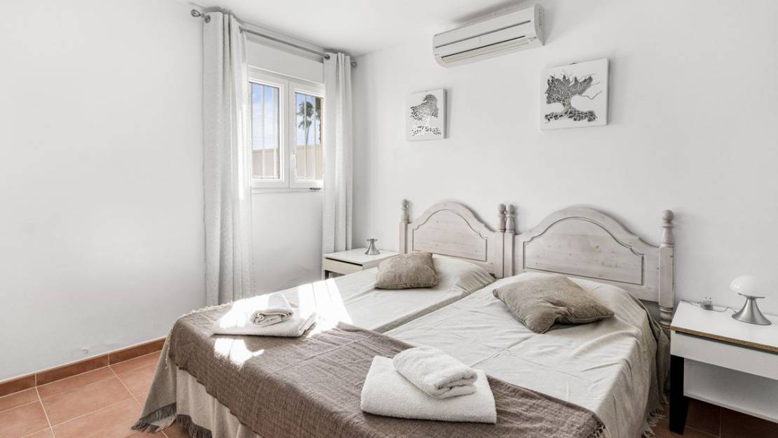 Sale - Villa - San Miguel de Salinas - San Miguel de Salinas Centro