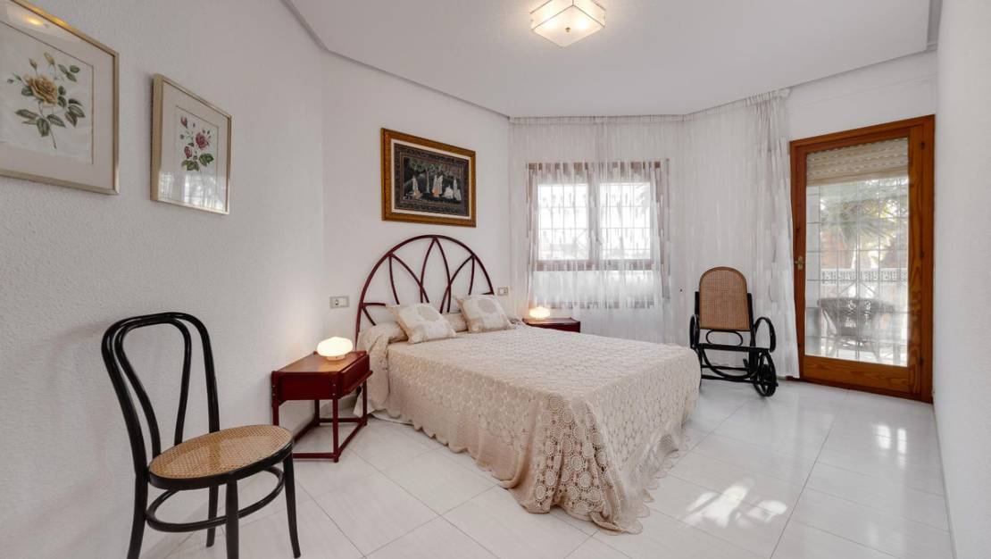 Sale - Villa - Santa Pola - Santa Pola Centro