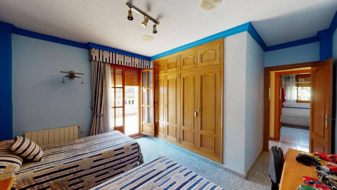 Sale - Villa - Sax - Sax Centro