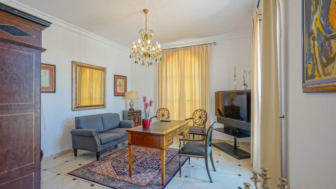 Sale - Villa - Sella