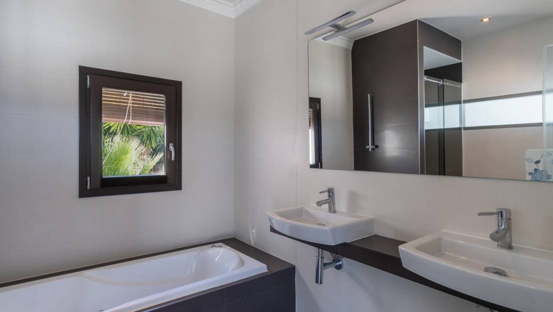 Sale - Villa - Teulada - Moraira