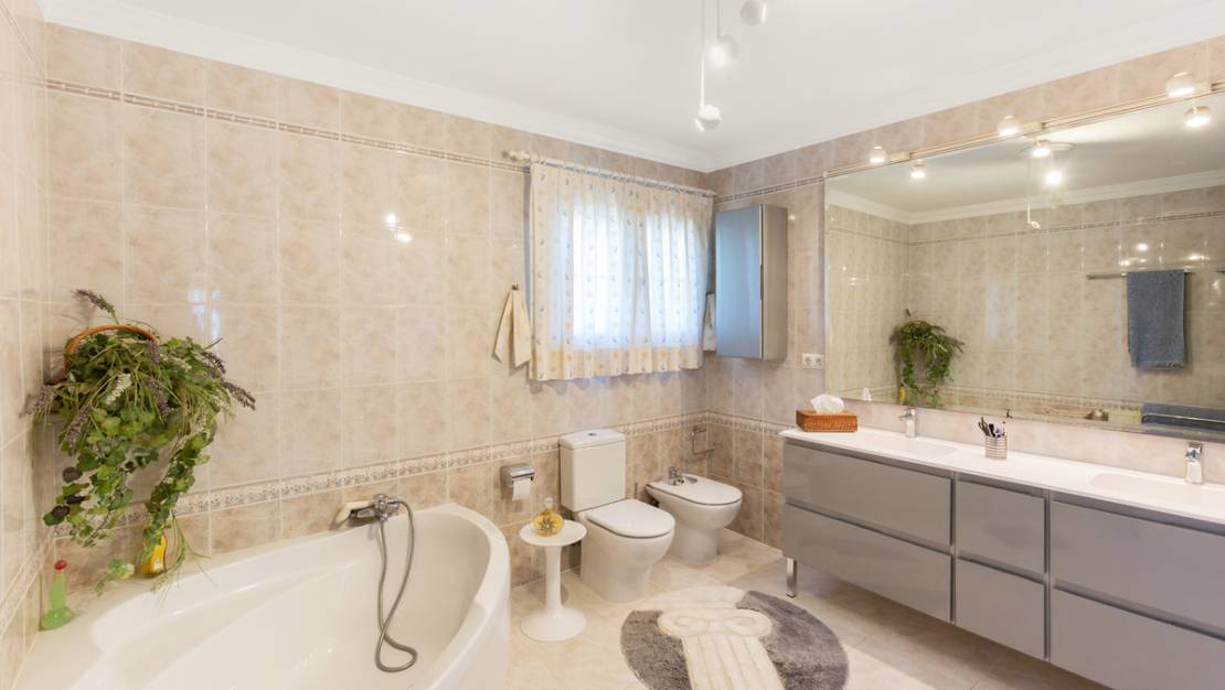 Sale - Villa - Teulada - Moraira