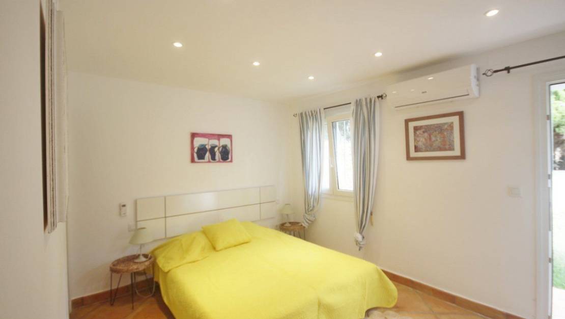 Sale - Villa - Teulada - Moraira