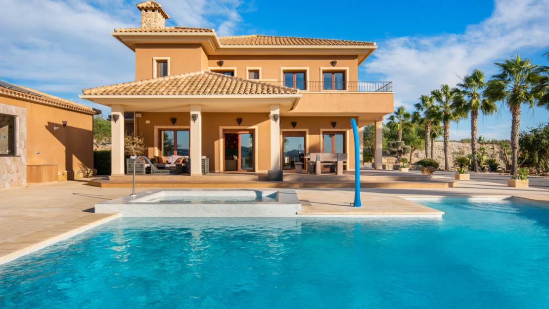 Sale - Villa - Torremendo