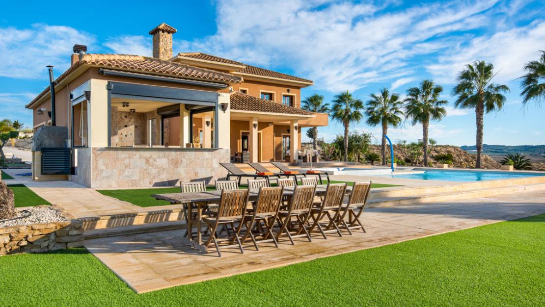 Sale - Villa - Torremendo