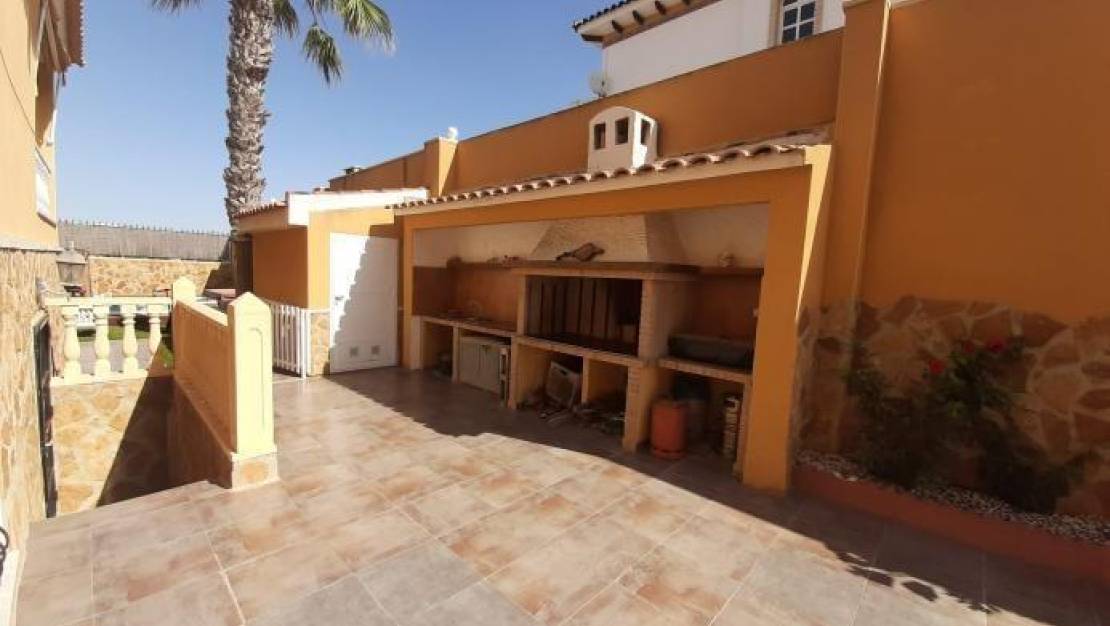 Sale - Villa - Torrevieja - Aguas nuevas 1