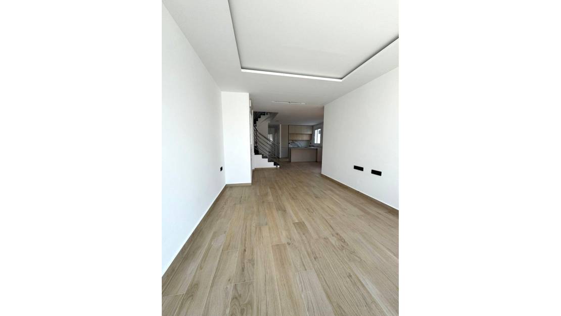 Sale - Villa - Torrevieja - Aguas Nuevas