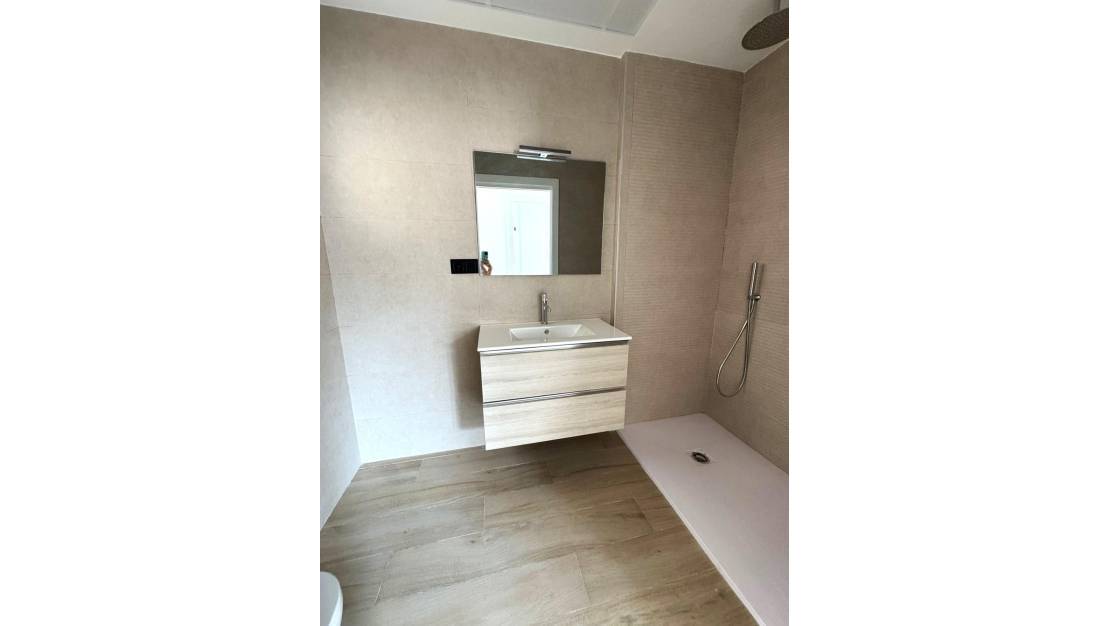 Sale - Villa - Torrevieja - Aguas Nuevas