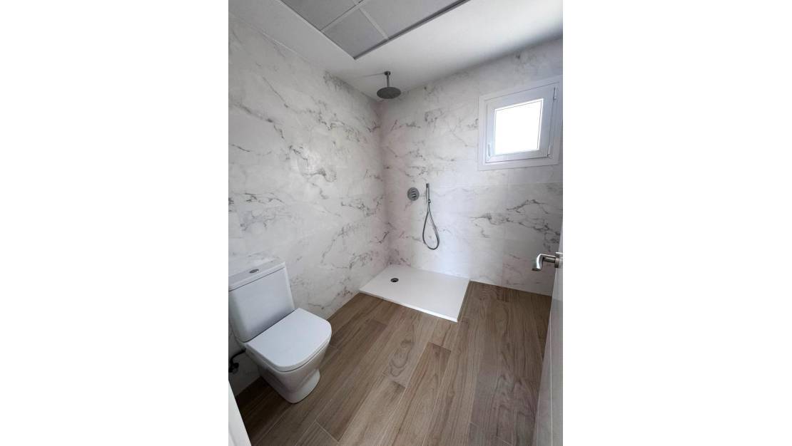 Sale - Villa - Torrevieja - Aguas Nuevas