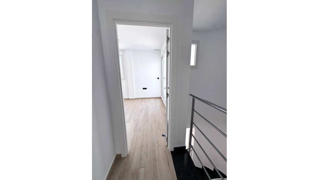 Sale - Villa - Torrevieja - Aguas Nuevas