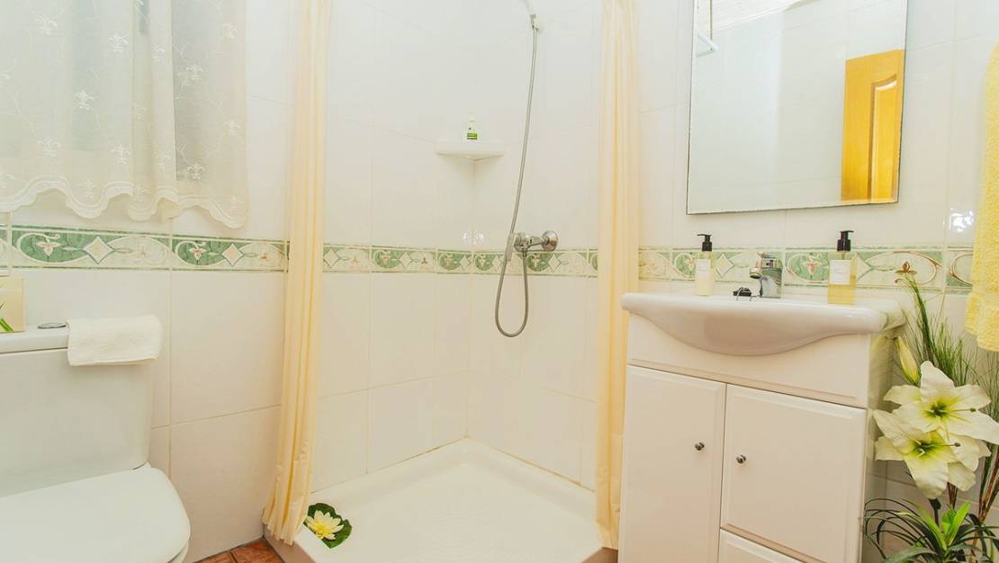 Sale - Villa - Torrevieja - Aguas Nuevas