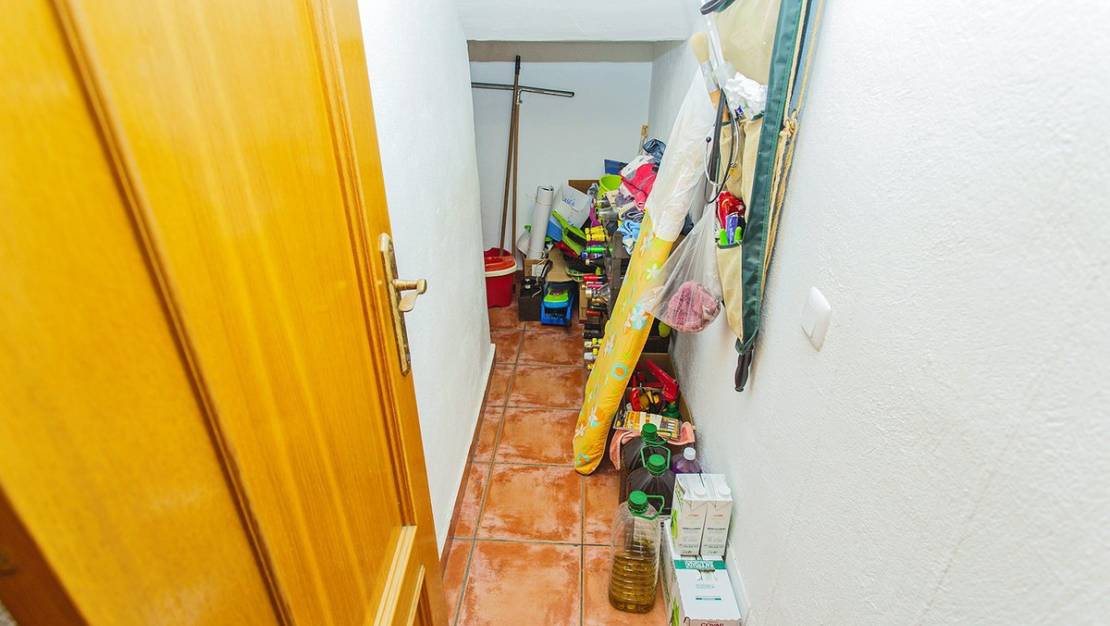 Sale - Villa - Torrevieja - Aguas Nuevas