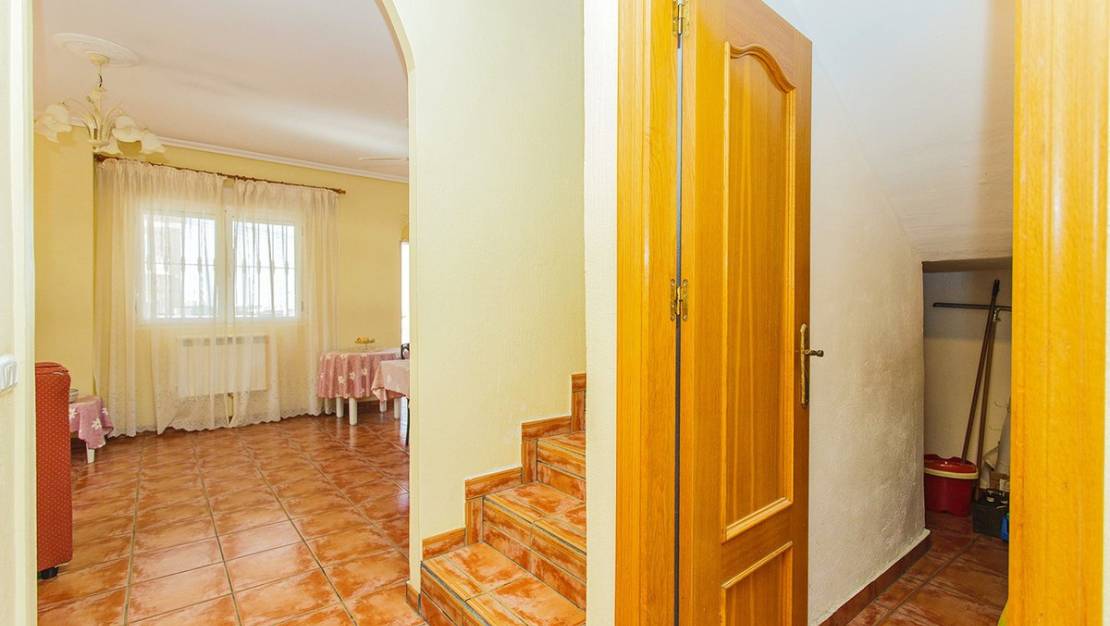 Sale - Villa - Torrevieja - Aguas Nuevas