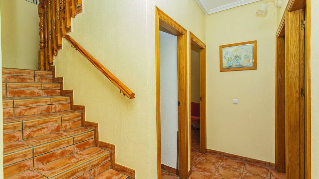 Sale - Villa - Torrevieja - Aguas Nuevas