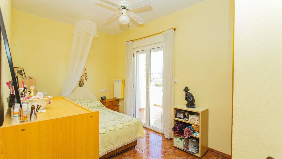 Sale - Villa - Torrevieja - Aguas Nuevas