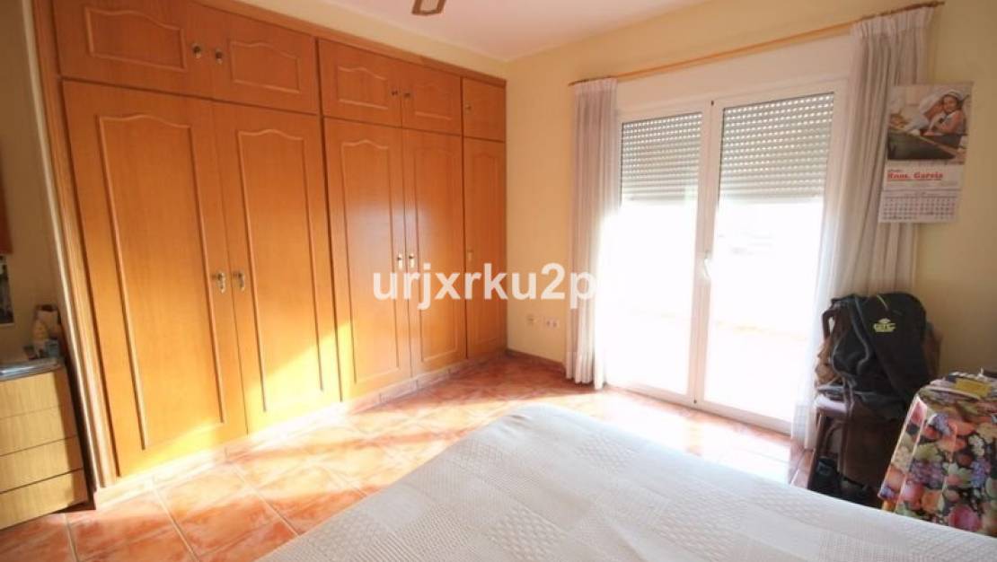 Sale - Villa - Torrevieja - Aguas Nuevas