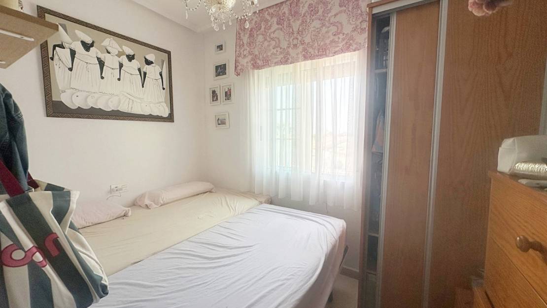 Sale - Villa - Torrevieja - Aguas Nuevas