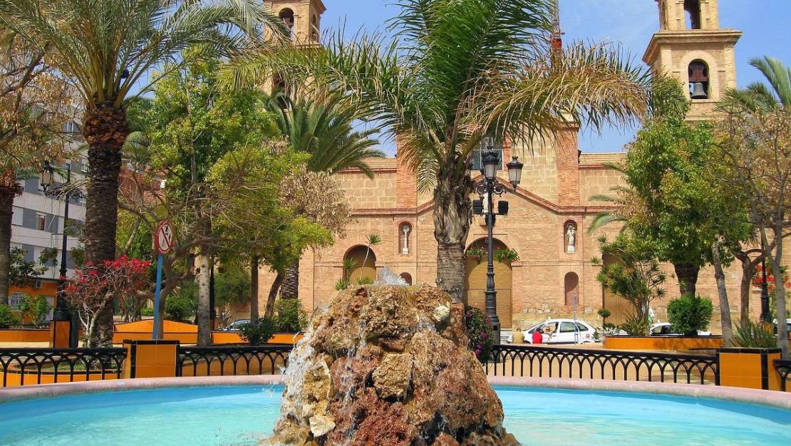 Sale - Villa - Torrevieja - Aguas Nuevas