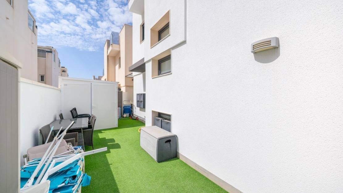 Sale - Villa - Torrevieja - Aguas Nuevas