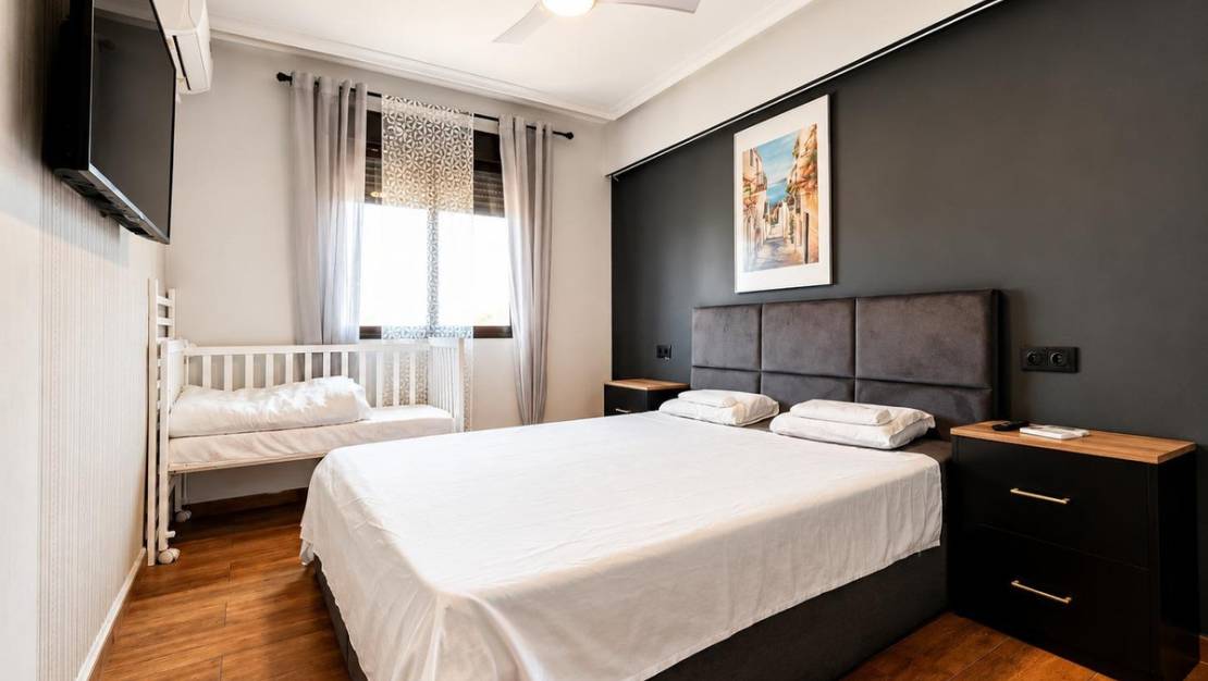 Sale - Villa - Torrevieja - Aguas Nuevas