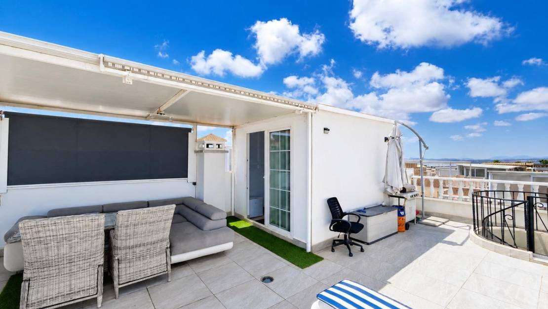 Sale - Villa - Torrevieja - Aguas Nuevas