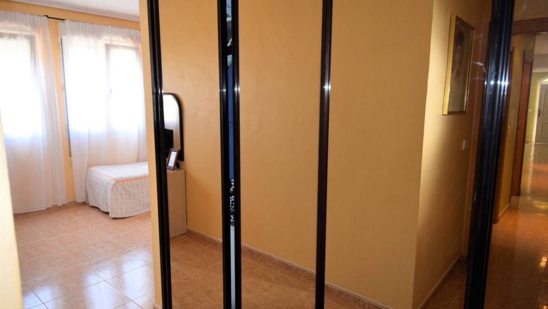 Sale - Villa - Torrevieja - Aguas Nuevas