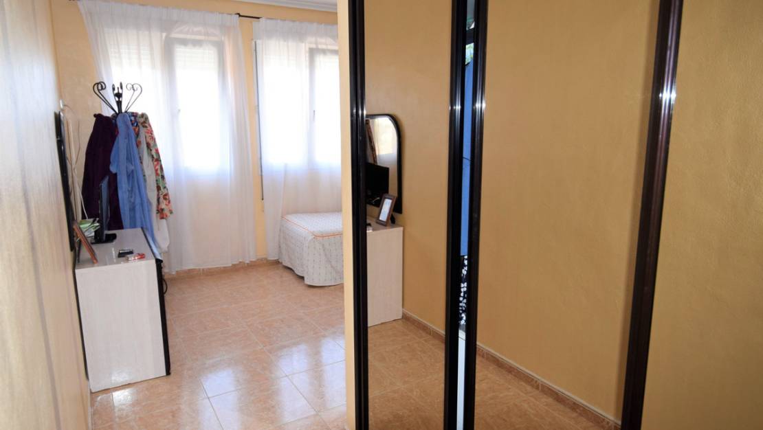 Sale - Villa - Torrevieja - Aguas Nuevas