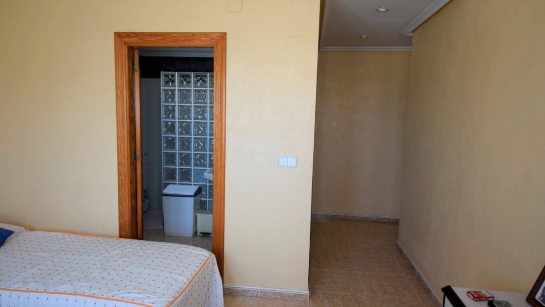 Sale - Villa - Torrevieja - Aguas Nuevas