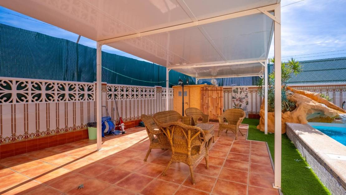 Sale - Villa - Torrevieja - El chaparral
