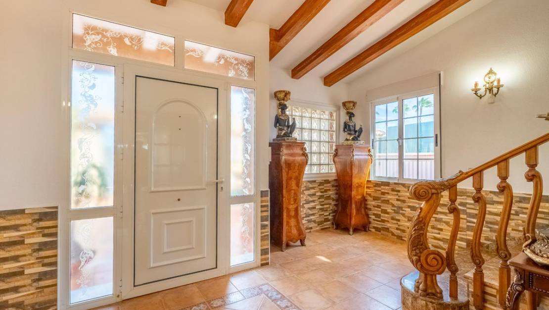 Sale - Villa - Torrevieja - El chaparral