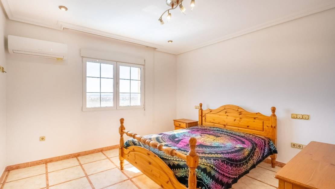 Sale - Villa - Torrevieja - El chaparral