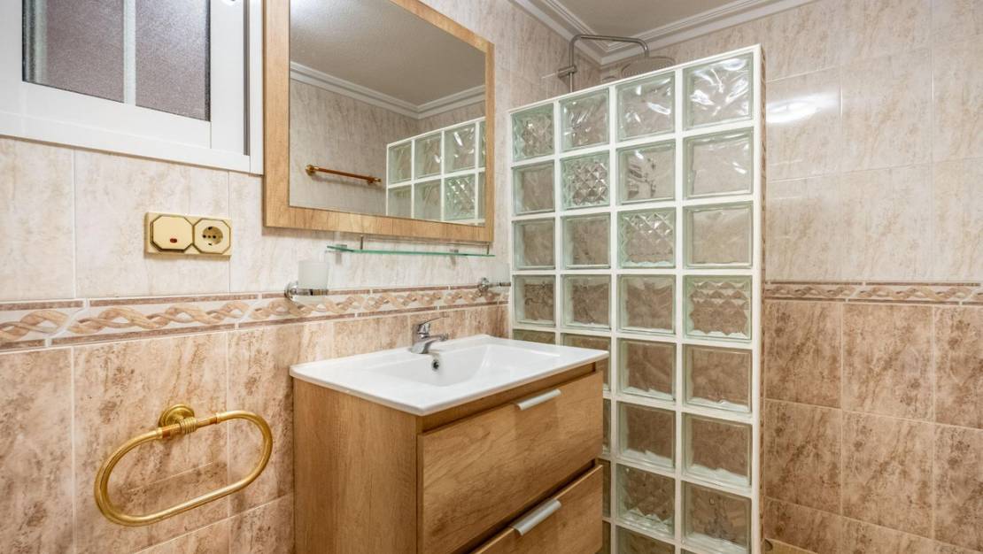 Sale - Villa - Torrevieja - El chaparral