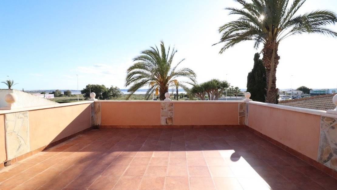 Sale - Villa - Torrevieja - El chaparral