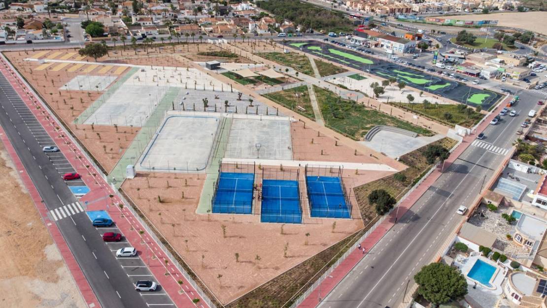 Sale - Villa - Torrevieja - El chaparral