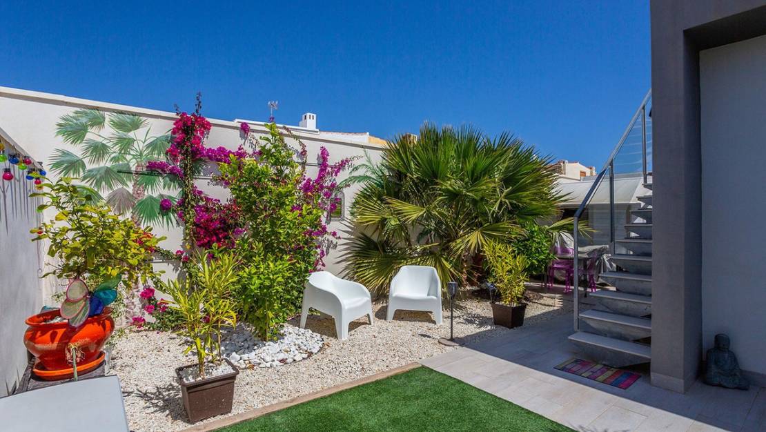 Sale - Villa - Torrevieja - El chaparral